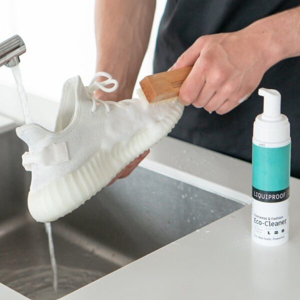 Liquiproof - Premium Eco-Cleaner 環保高級清潔劑 250ml (適用所有面料 手袋/鞋子/傢俬) - Image 4